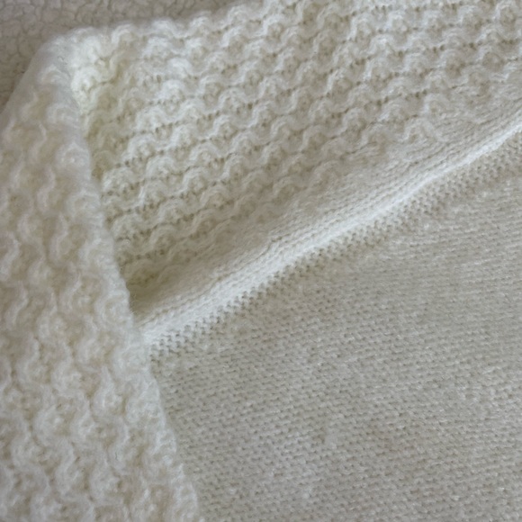 J crew sweater brand new color is cream ,off white . - Picture 3 of 10